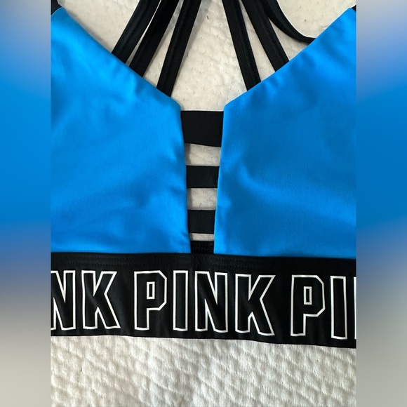 PINK Victoria’s Secret: Ultimate Unlined Sports Bra- Size Medium - Picture 5 of 8